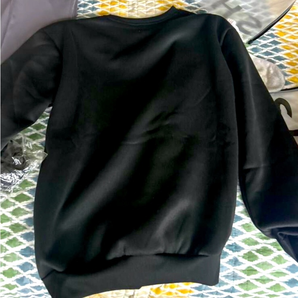 black long sleveves